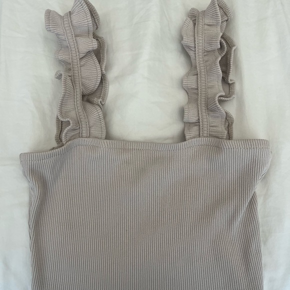 Miscellaneous Tops (Aritzia, Zara, Shein) XS-S - Picture 5 of 5